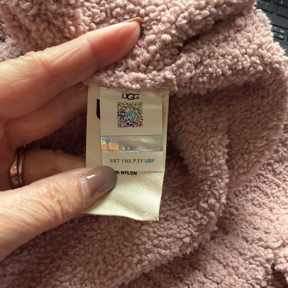 UGG Ylonda Turtleneck Sweater Pink Relaxed Cozy Plush Pullover Lounge Sz M - Picture 9 of 15